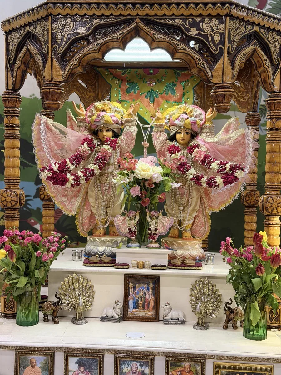 Шри Шри Нитай Гоура Наттарадж